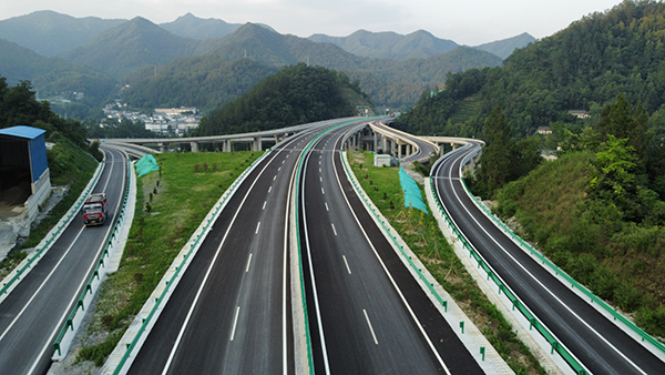 广元至平武高速公路青川段通车 川北进出九寨沟将迎来最便捷通道_fororder_广元至平武高速公路青川段-供图-四川省交通运输厅-(2)
