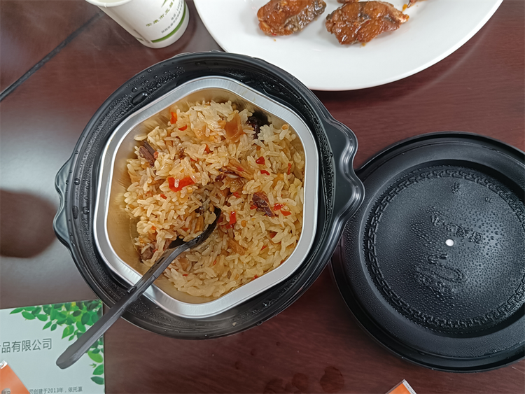 安康汉滨：稻鱼共生 生出美味_fororder_2