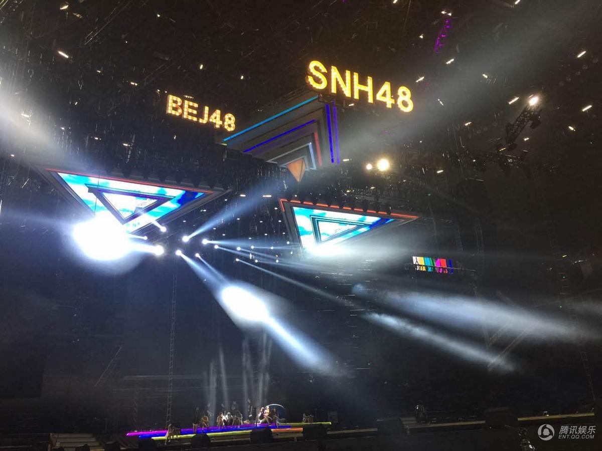 冒死偷拍SNH48总选排练 鞠婧祎服装造价数十万_娱乐_腾讯网