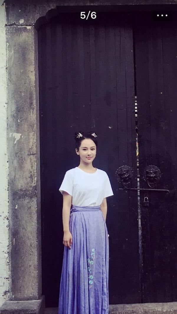 杨紫故地重游祝福霍建华结婚，但是她的脸怎么又㕛叒叕僵了？
