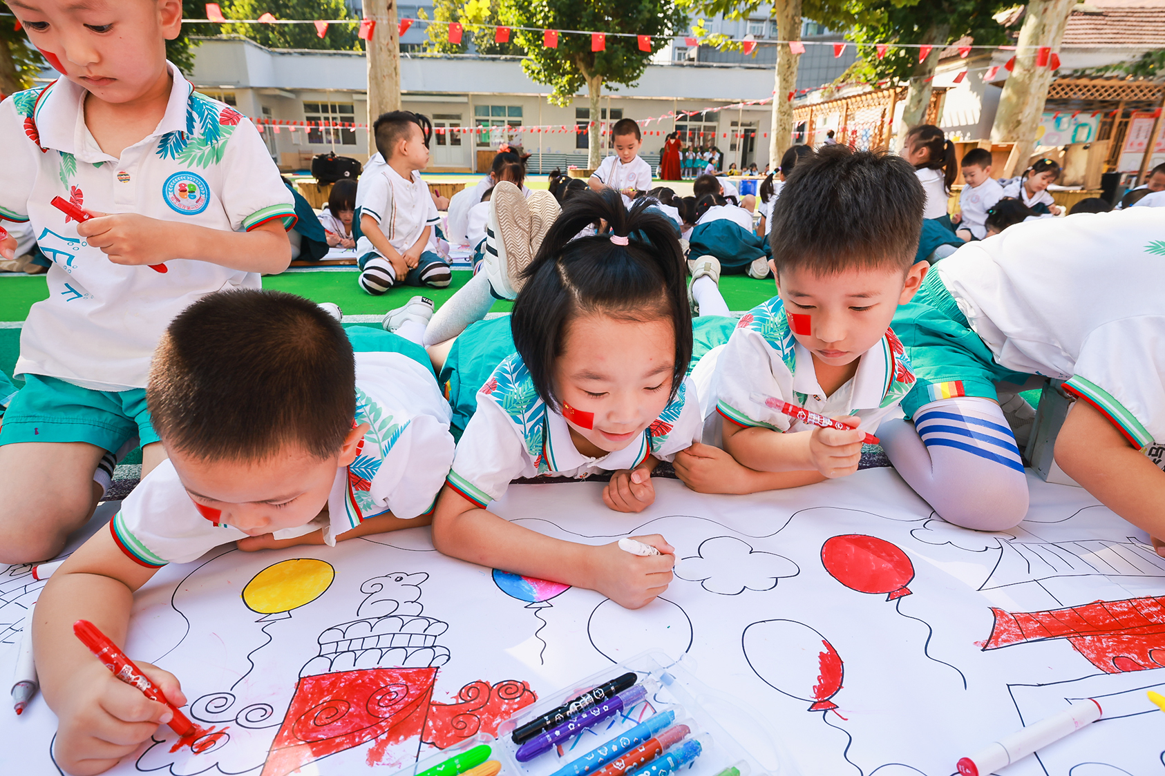 山东好景｜秋阳下，孩子们笑容里的美好祝福