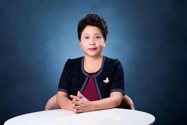逆势而上！京城传奇女校长与君诚的第三个十年_fororder_2