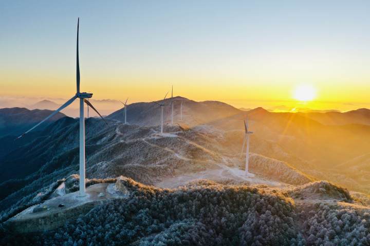 浙江通过“双碳”背景下全国首部地方性电力法规 明年1月起施行_fororder_10