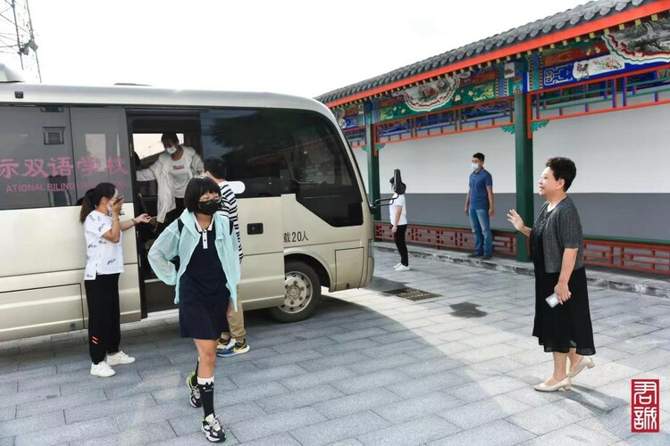 逆势而上！京城传奇女校长与君诚的第三个十年_fororder_3