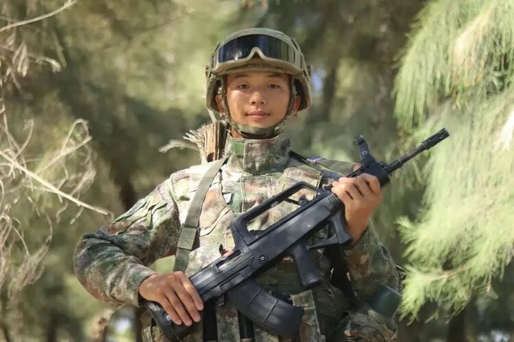 “95后”兵哥连救5人，二等功！提干！