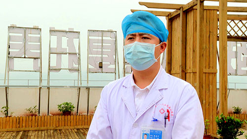 川南首个残疾儿童康复托养中心投入使用_fororder_屏山县人民医院康复医学科护士长鲁东升介绍中心现状-摄影-祁鹏