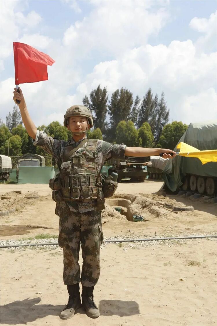 “95后”兵哥连救5人，二等功！提干！