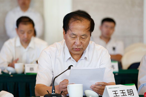 泰达控股牵手亿利资源签署“津蒙双百万绿色安全食品基地”战略合作协议