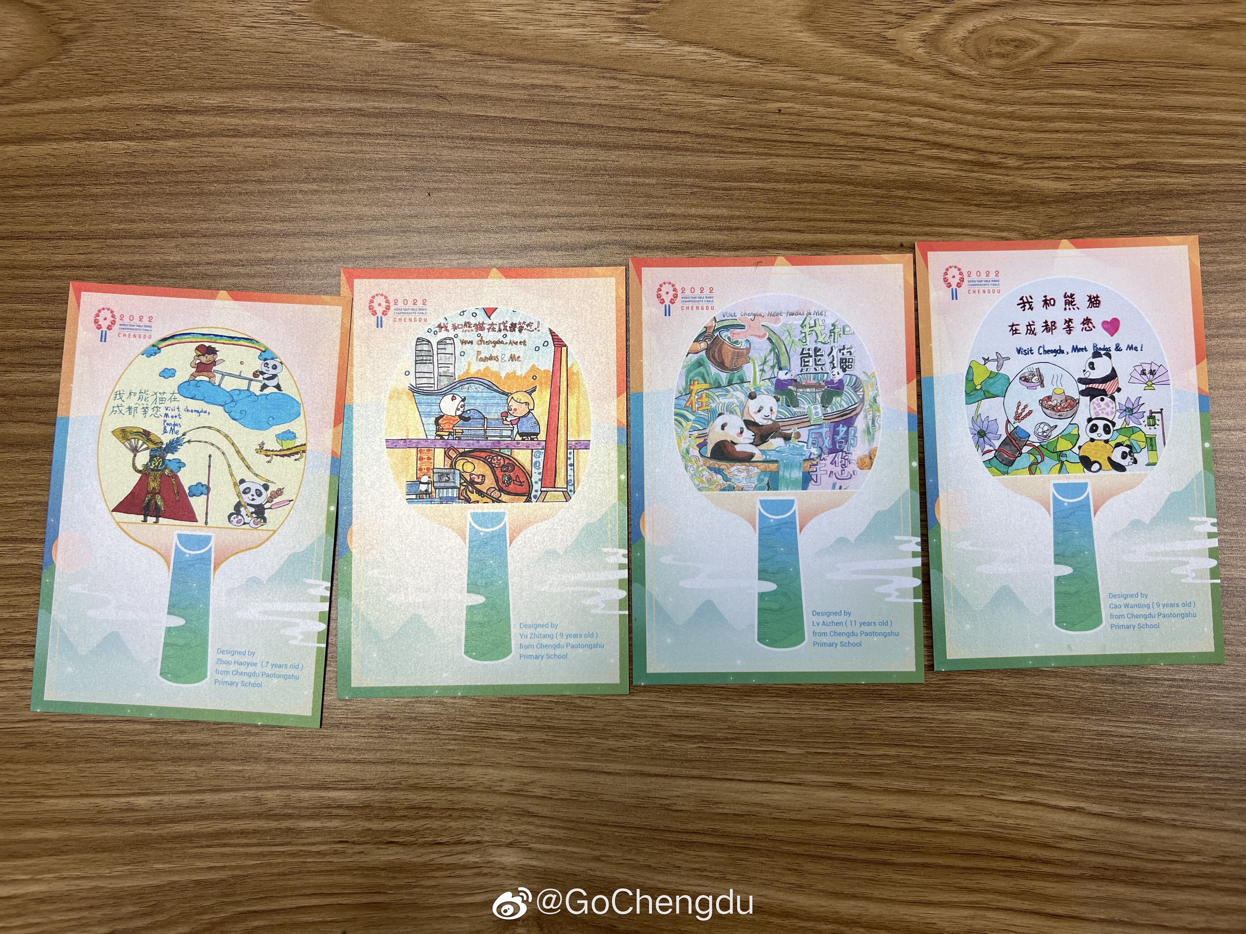 （转载）“我和熊猫在成都等你”——成都泡桐树小学手绘贺卡送世乒赛参赛人员表祝愿