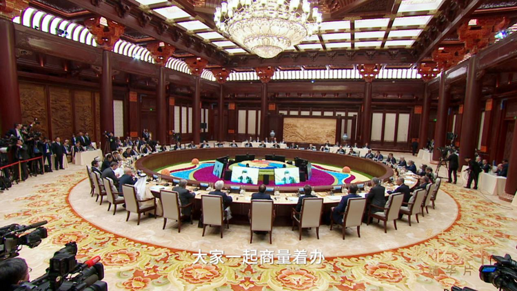 领航 | 第十三集《一国两制》、第十四集《胸怀天下》速览