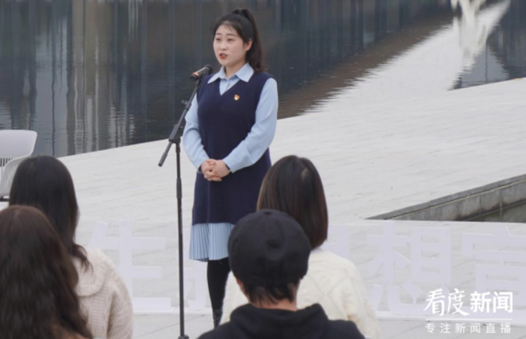 （转载）奋斗新时代 青春正当时 “蓉耀青年”成都大学生新思想宣讲团学习宣传贯彻党的二十大精神