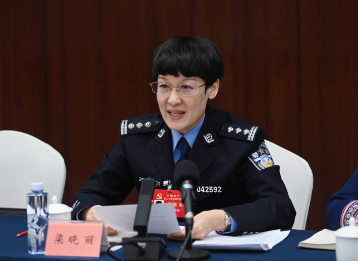 浙江代表团讨论二十大报告：扛起使命担当，以昂扬奋进姿态走好新赶考之路_fororder_19