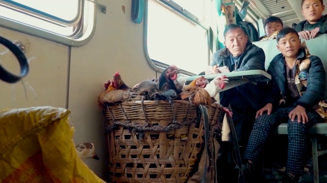 这趟开行52年的火车，从未涨价