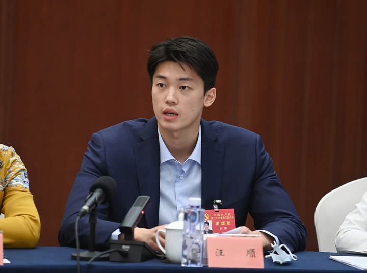 浙江代表团讨论二十大报告：扛起使命担当，以昂扬奋进姿态走好新赶考之路_fororder_15