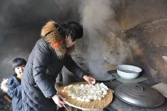 山东临沭朱村：老区人民想和总书记“拉拉幸福呱”