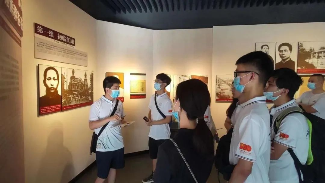 （转载）中国大学生自强之星：为西工大“龙”队长点赞！