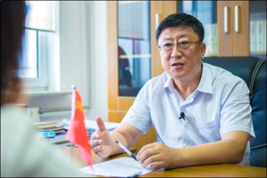 观摩崖游查海 在阜新感受千年风情