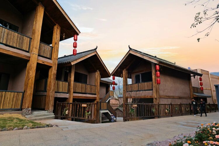 辉煌凉山70载 | 重现茶马古道遗韵 乡村振兴为大石板古村注入新活力_fororder_大石板村一景 摄影 勒格伍合4