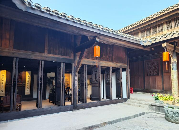 辉煌凉山70载 | 重现茶马古道遗韵 乡村振兴为大石板古村注入新活力_fororder_古屋焕新 摄影 宋明颜