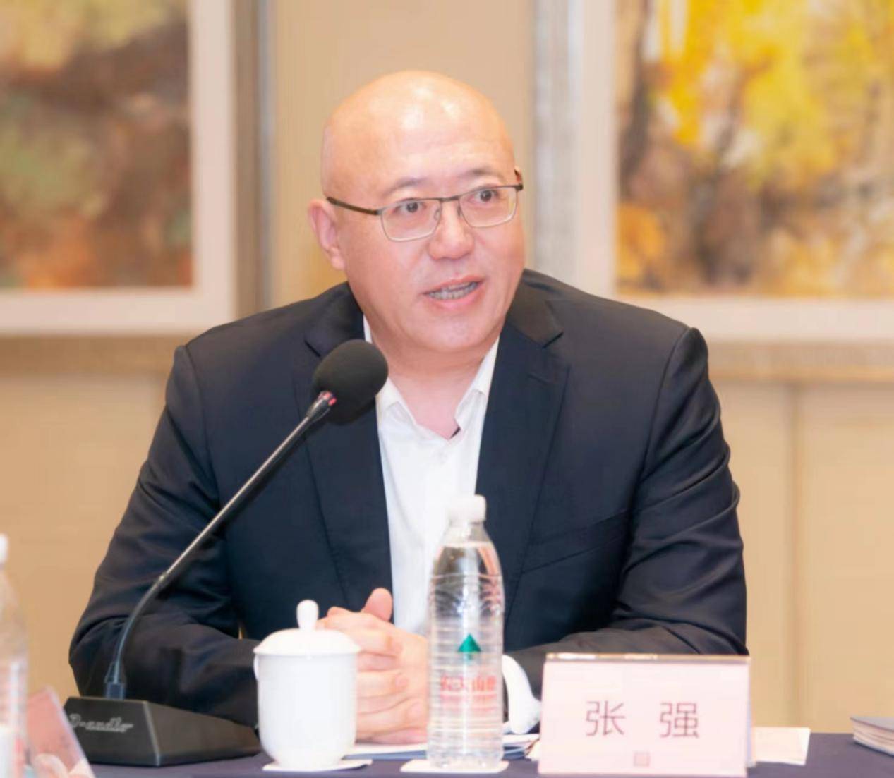 创业管理师资发展论坛暨万学创业管理学院揭牌仪式举办
