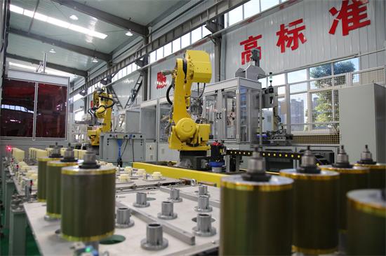 南阳市西峡县：四大行动做优营商环境_fororder_西峡通宇集团新能源电机生产线 摄影 刘禾