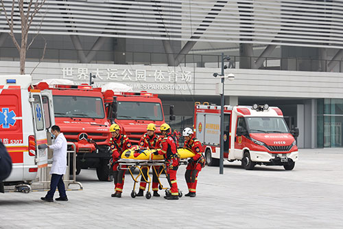 119消防日 央视聚焦成都东安湖全程直播演练过程_fororder_消防救援演练现场--供图-成都市龙泉驿区委宣传部-(1)