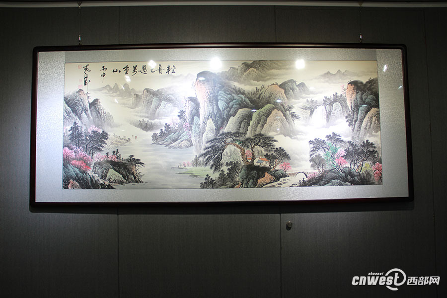 【文化  显示图在稿件最下方】耳金华《水墨丹青》全国巡回画展首展在西安举行