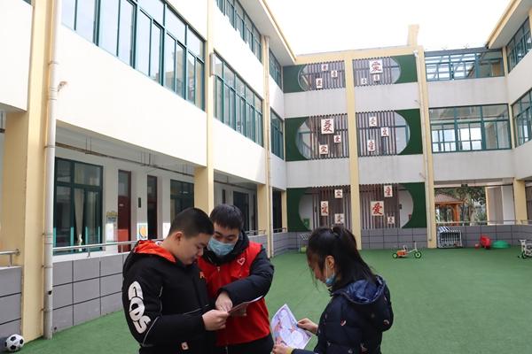 淮安市洪泽区烟草专卖局：打通法治之路 架起服务之桥