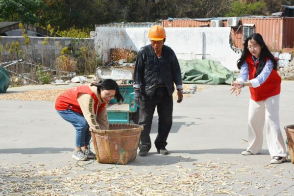浙江温岭:“香溢”服务“流光溢彩” 点亮群众幸福生活