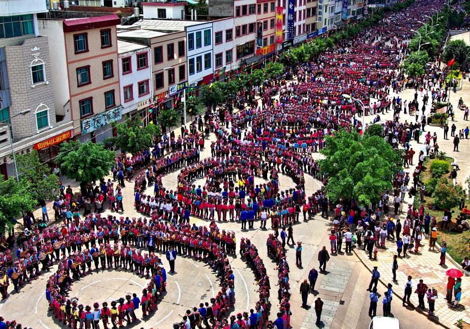 'The Left Foot Dance' in Mouding County, Yunnan Province Shows a Different Kind of Charm_fororder_image003