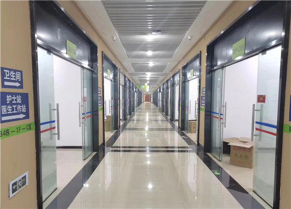 总床位26313张 重庆建成西南最大方舱医院_fororder_图片1