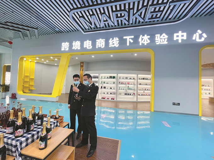 内蒙古边境陆路口岸货运量居全国首位——中欧班列“加速度”行稳致远开放路_fororder_4