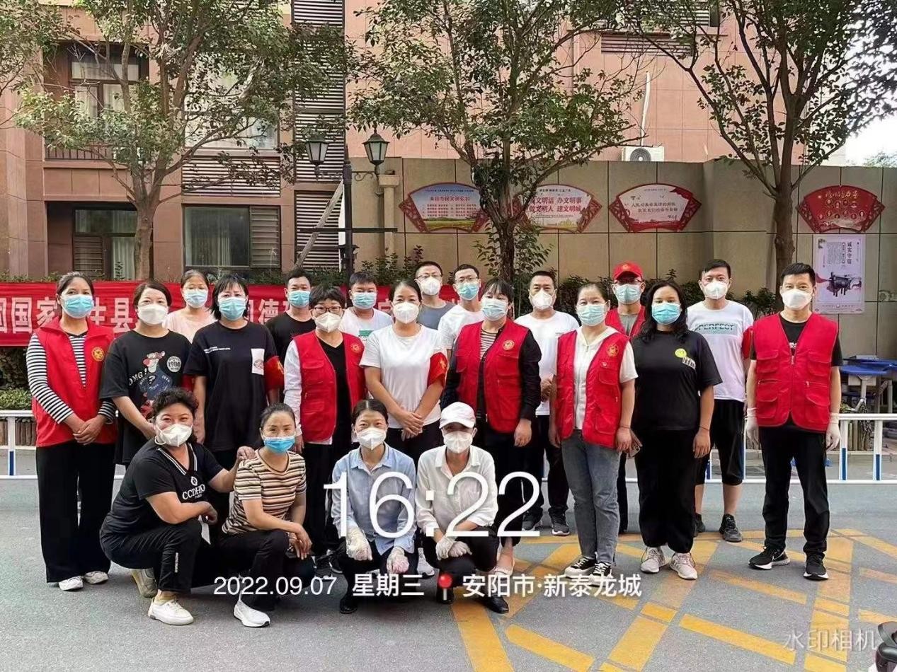河南滑县：“志愿红”助力疫情防控“健康绿”