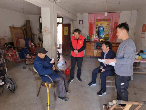 河南潢川烟草：党员“沉下去” 为民服务“提上来”