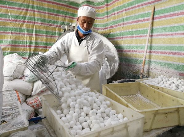 排大队！北京大爷昨天一口气抢了30斤