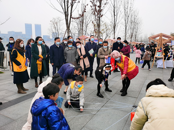 成都举行“蓉城幸福家·儿童友好义集”公园城市主题活动_fororder_活动现场-摄影-杨建昆