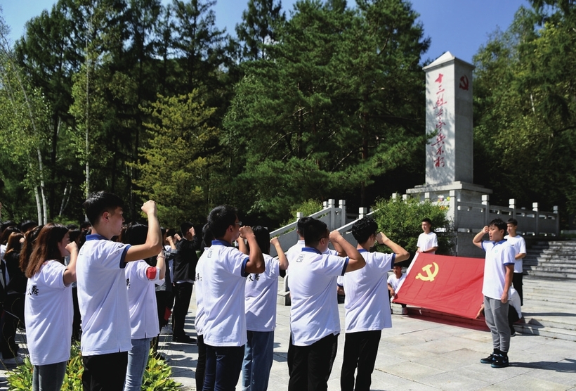 让红色基因永放光 ——吉林省探索“红色旅游＋”发展新路径