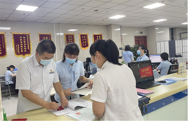 宝鸡金台区行政审批服务局：转作风 提效能 优服务  全力打造“金心办”政务服务新高地_fororder_图片9