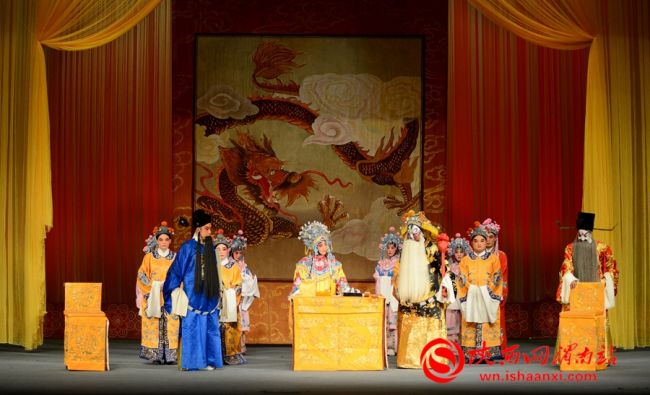 “爱我中华 奋进渭南”优秀剧目展演在渭南大剧院精彩开演