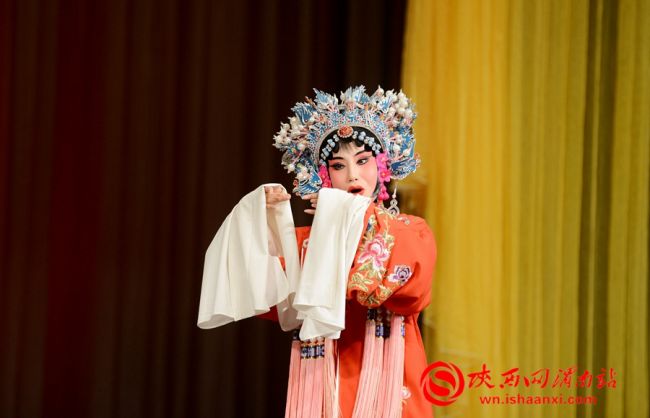 “爱我中华 奋进渭南”优秀剧目展演在渭南大剧院精彩开演