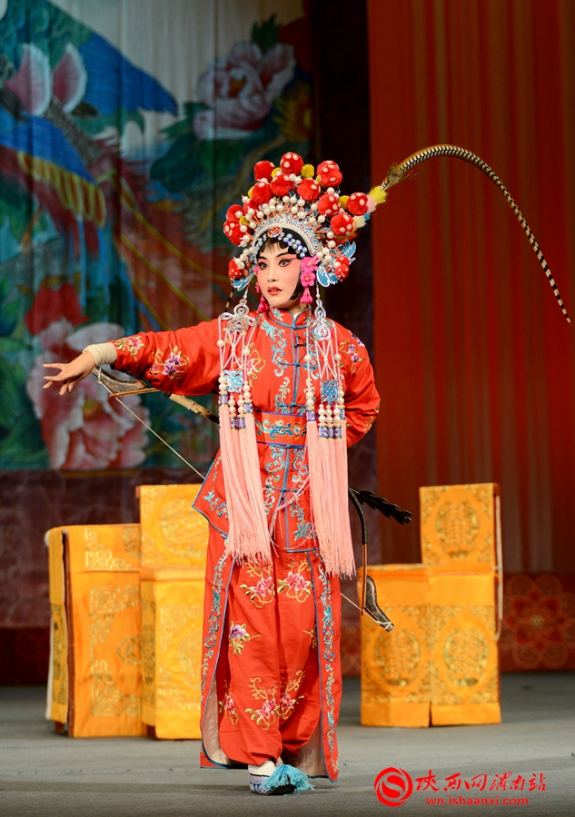 “爱我中华 奋进渭南”优秀剧目展演在渭南大剧院精彩开演