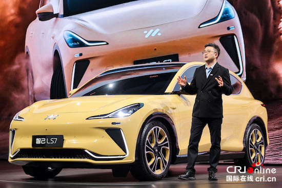 「中大型豪华SUV」智己LS7开启全国预售 价格区间35万元-50万元_fororder_image002