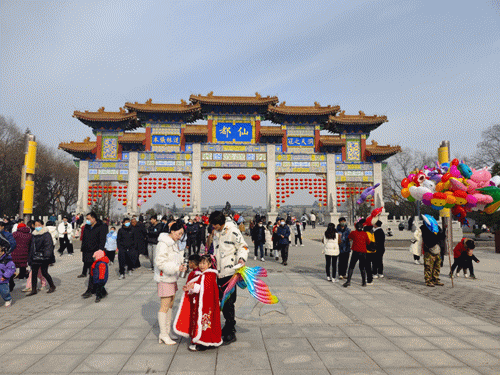 西安曲江新区：躲避人潮，解锁过年吃喝玩乐新去处