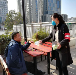 胡伟：服务他人 就是成就自我