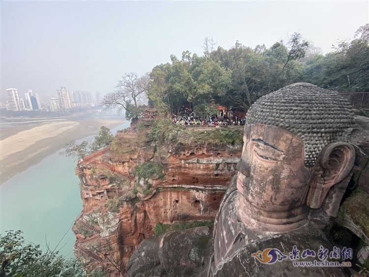 （转载）406.16万人次！乐山文旅迎来新年“开门红”