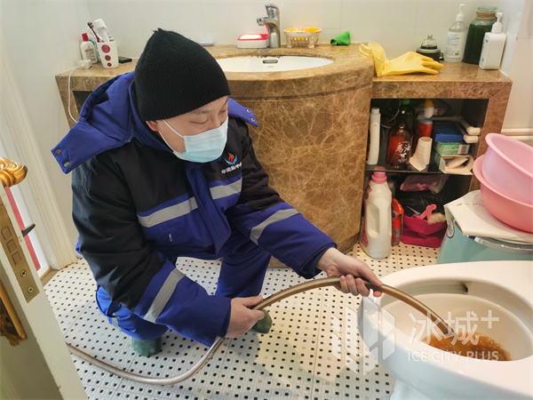 新春走基层｜元旦我在岗！哈投2800余名供热人守护“温暖”