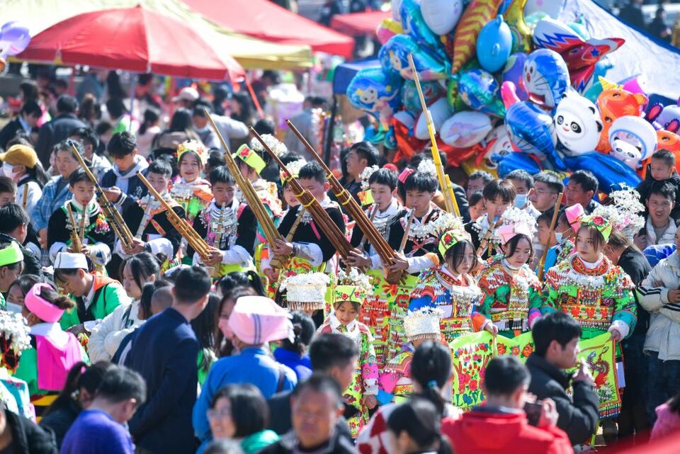 贵州龙里：苗族“跳月”闹新春