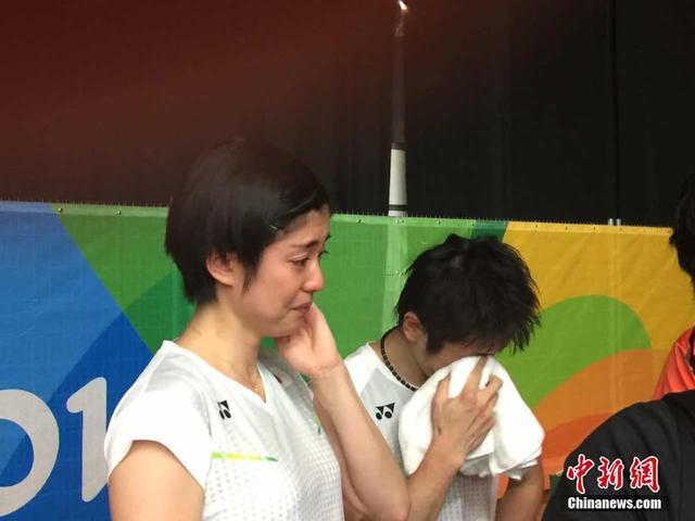 组图：撞脸！日本羽毛球选手神似陈妍希陈汉典