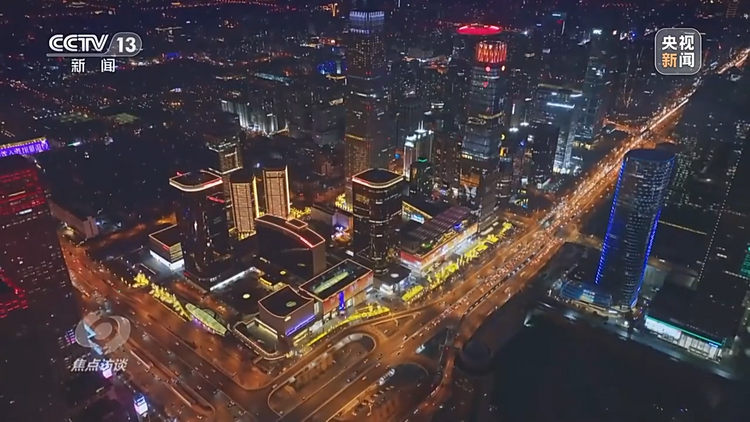 焦点访谈丨十年贺词 点赞人民——为奋斗者加油