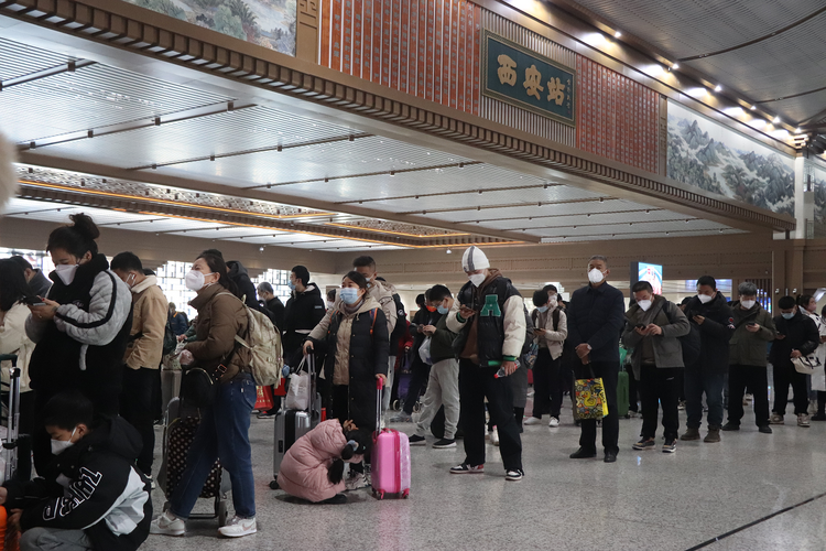 2023年春运大幕正式开启 西安铁路预计发送旅客16.3万人次_fororder_图片3